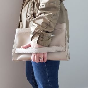 Matt & Nat medium sized clutch with strap